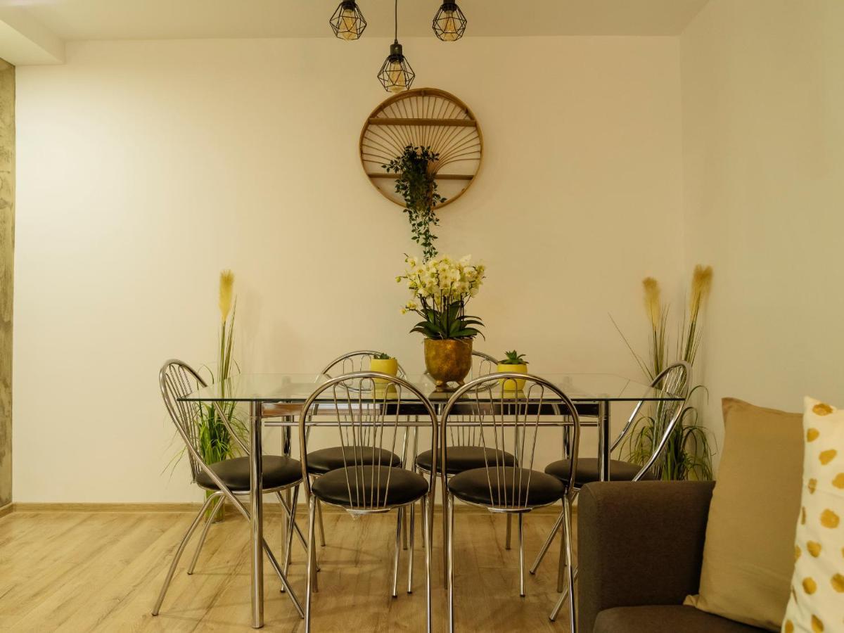 Zen Life Luxury Apartment - Herastrau Bucharest Exterior photo