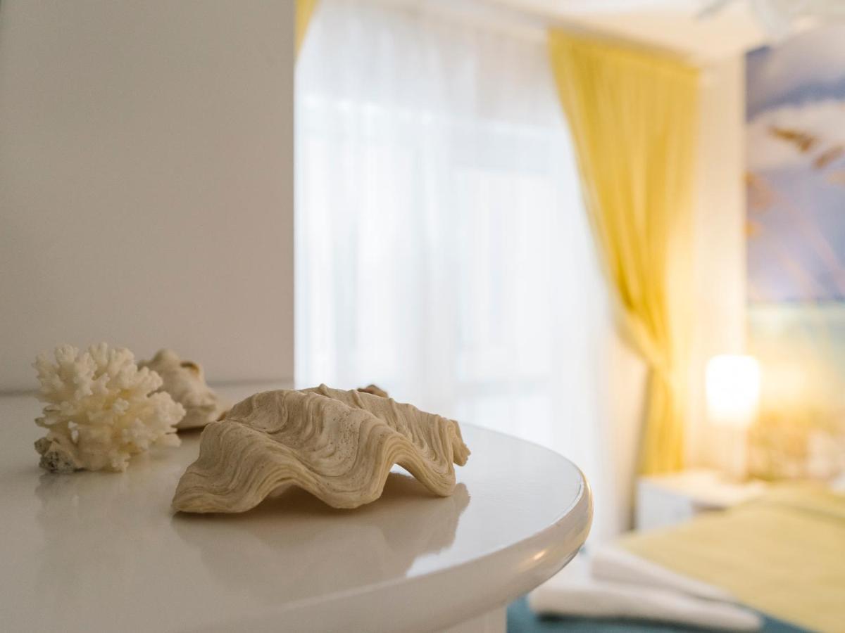 Zen Life Luxury Apartment - Herastrau Bucharest Exterior photo